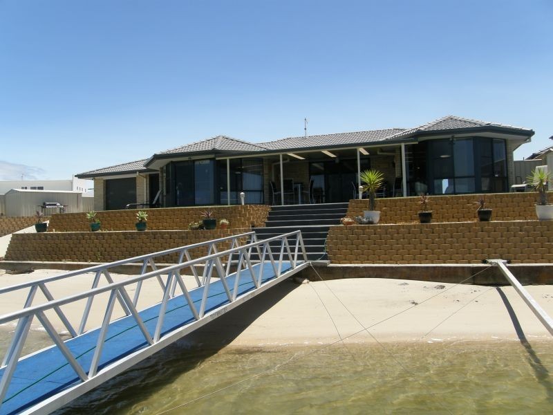 27 Taine Crt, Yamba NSW 2464