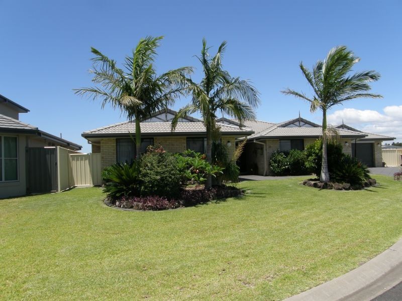 27 Taine Crt, Yamba NSW 2464
