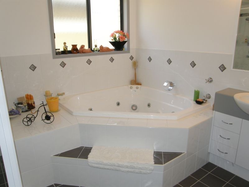 27 Taine Crt, Yamba NSW 2464