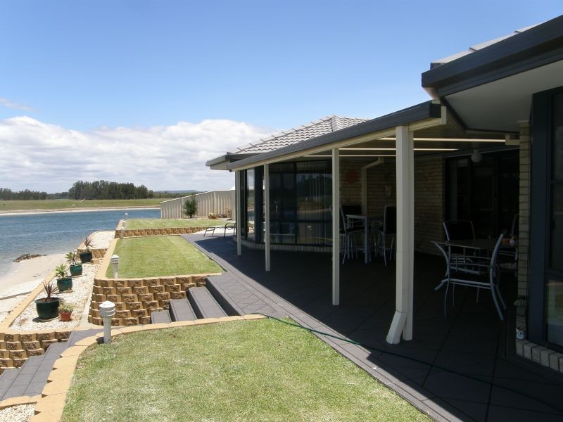 27 Taine Crt, Yamba NSW 2464