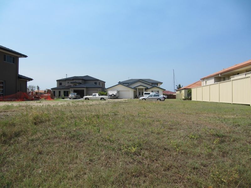 17 Barellan Avenue, Yamba NSW 2464