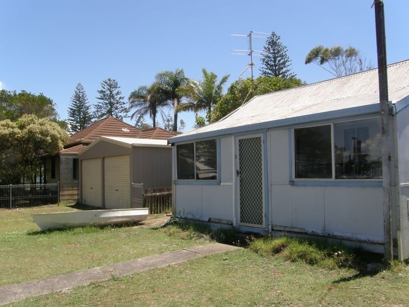 2 River Street, Yamba NSW 2464