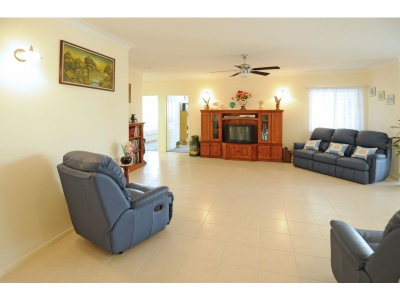 3 Newport Island Circuit, Yamba NSW 2464