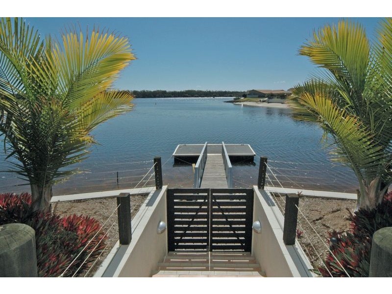 26 Barellan Avenue, Yamba NSW 2464