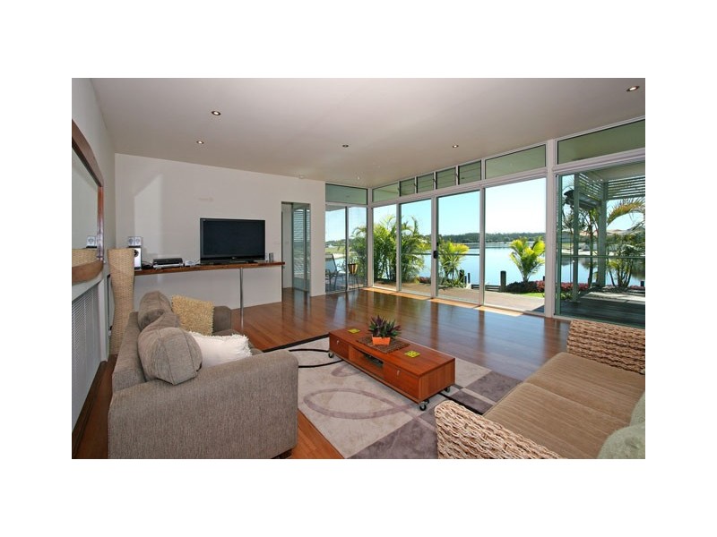 26 Barellan Avenue, Yamba NSW 2464