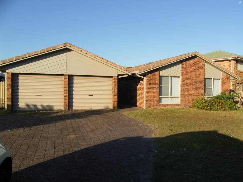 14 Mariners Way, Yamba NSW 2464