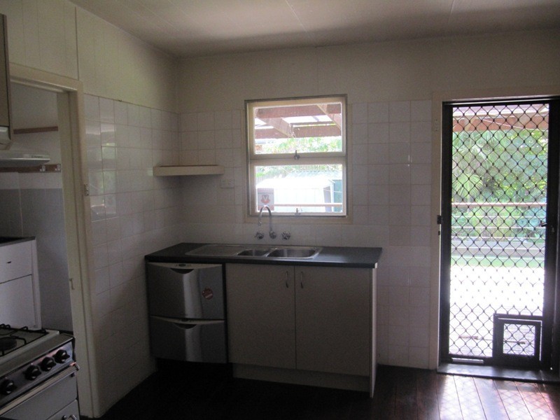 223 Yamba Road, Yamba NSW 2464