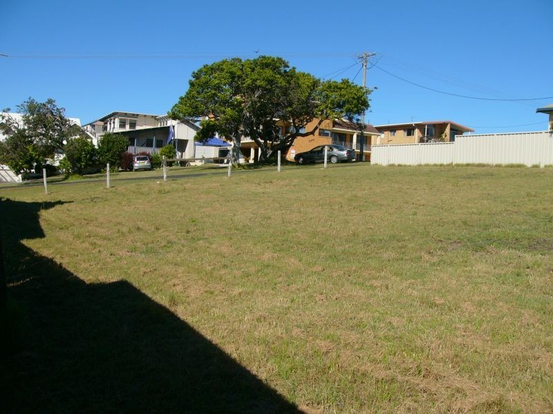19 Queen Street, Yamba NSW 2464