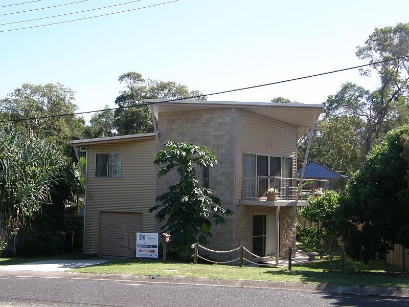 7 Pegus Drive, Wooloweyah NSW 2464