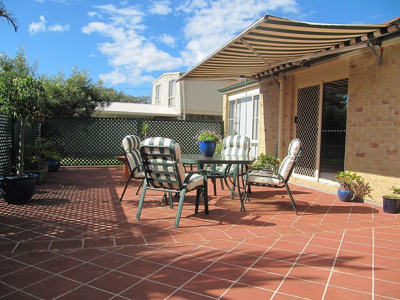 1 Phoenix Close, Yamba NSW 2464