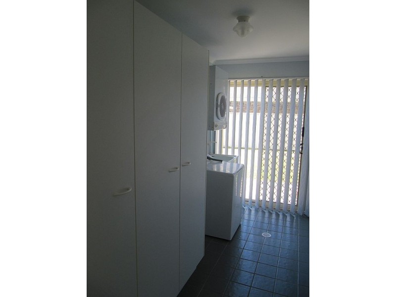 1 Phoenix Close, Yamba NSW 2464