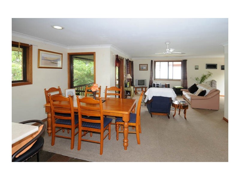 175 Lakes Blvd, Wooloweyah NSW 2464