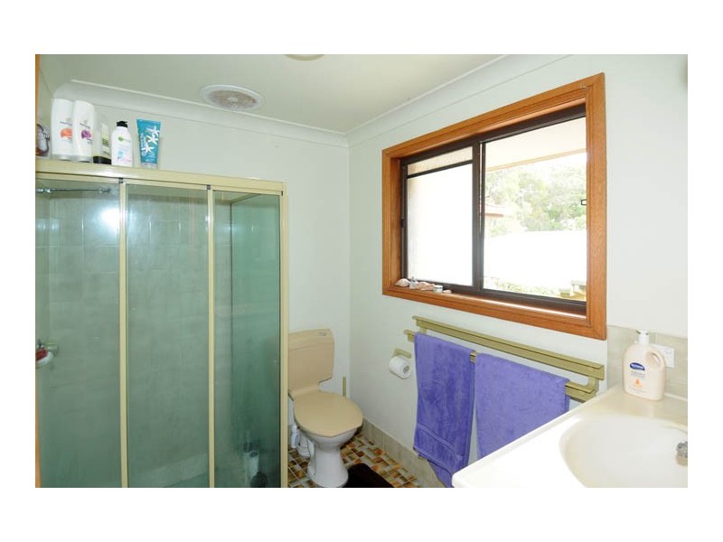 175 Lakes Blvd, Wooloweyah NSW 2464