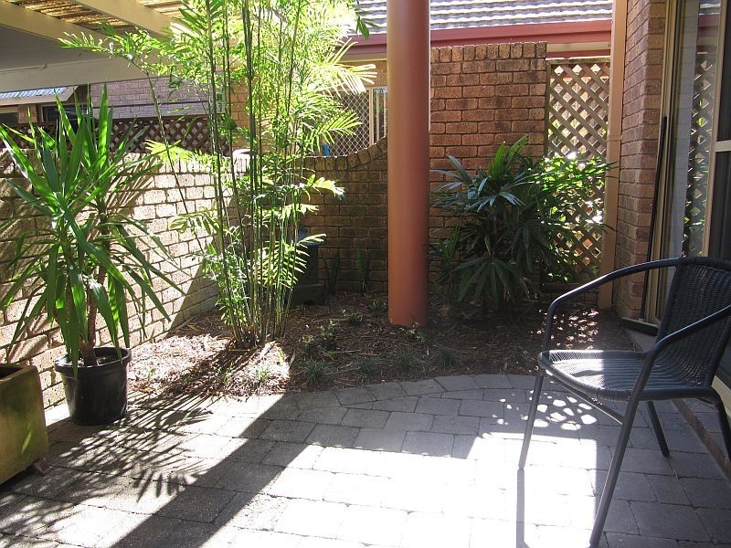 4/16 Beach Street, Yamba NSW 2464