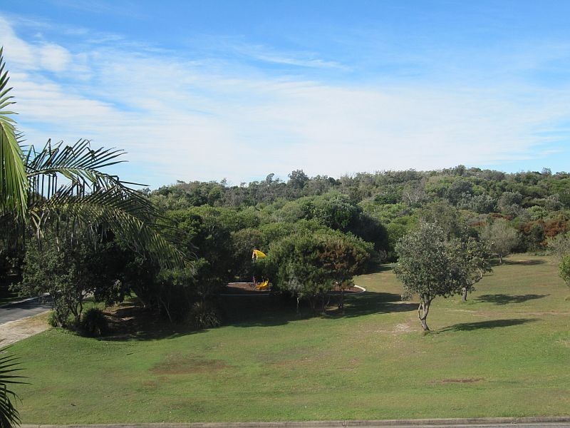 2/27 The Crescent, Angourie NSW 2464