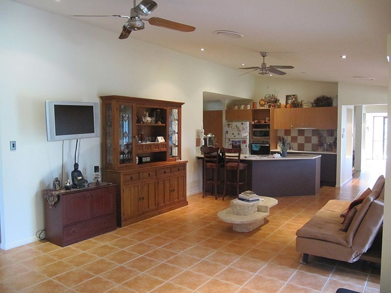 11 King Parrot Parade, Gulmarrad NSW 2463