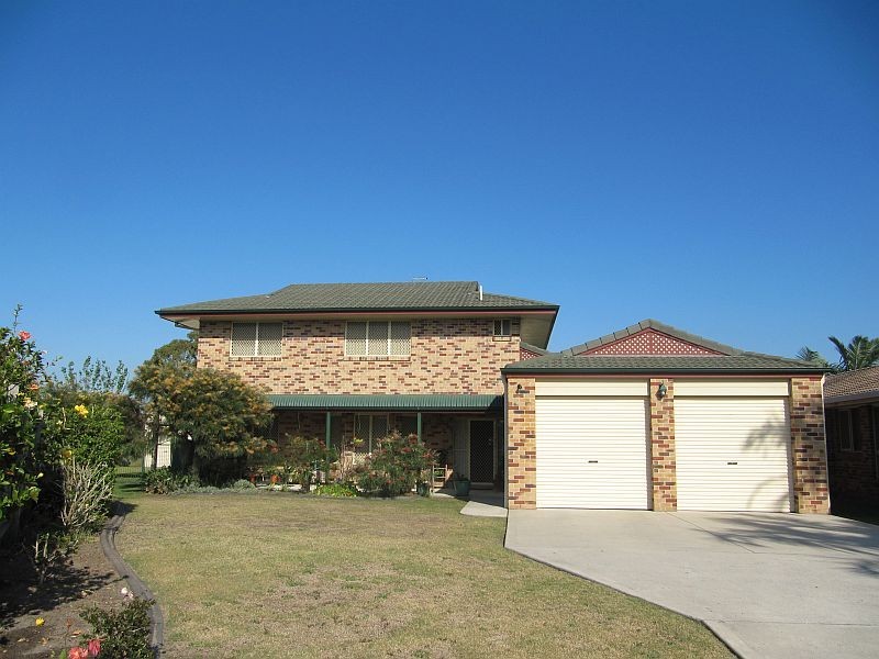 17 Abelia Avenue, Yamba NSW 2464