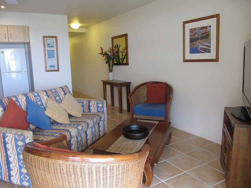 8/7 Queen Street, Yamba NSW 2464