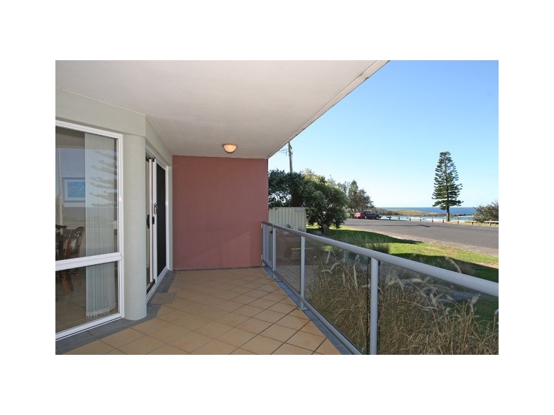 1/6 Pacific Street, Yamba NSW 2464