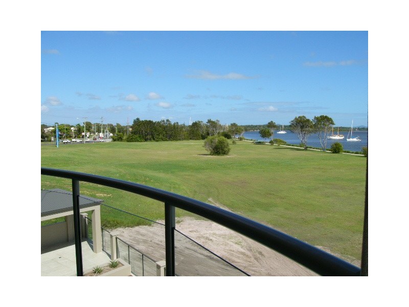 1/6-8 Bent Street, Yamba NSW 2464