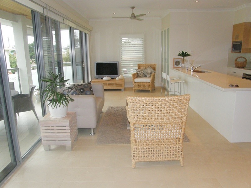 3/6-8 Bent Street, Yamba NSW 2464