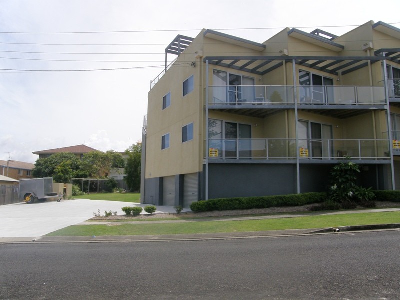 8/21 Clarence Street, Yamba NSW 2464