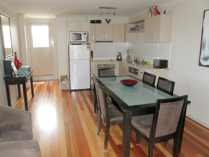 8/21 Clarence Street, Yamba NSW 2464