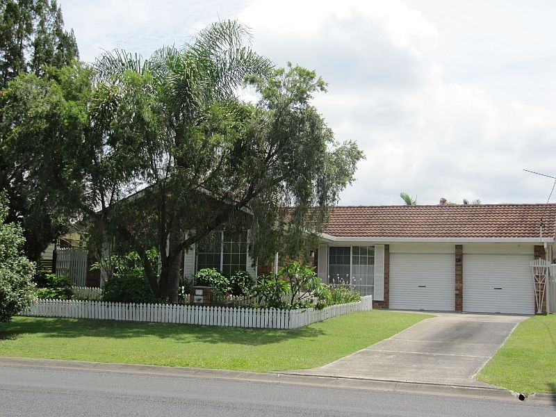 43 Shores Drive, Yamba NSW 2464