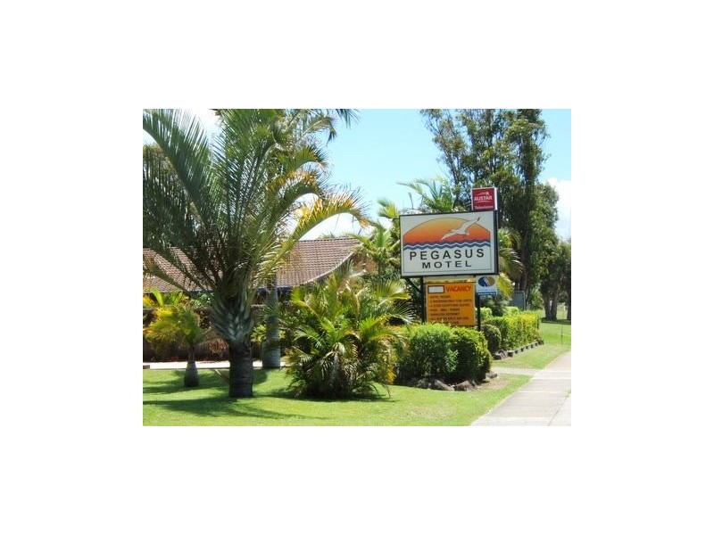 2 Yamba Road, Yamba NSW 2464