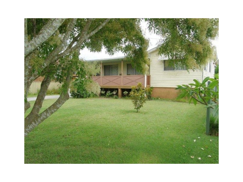 175 Yamba Road, Yamba NSW 2464