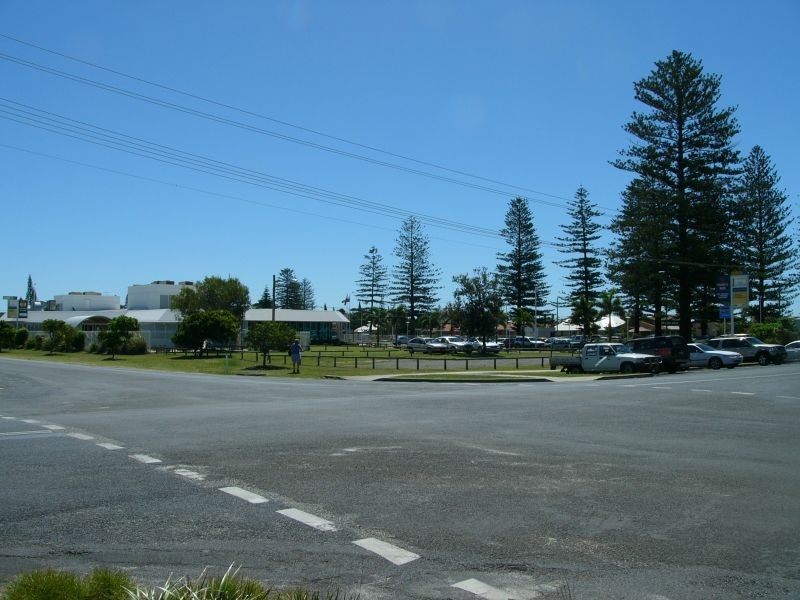 4 River Street, Yamba NSW 2464