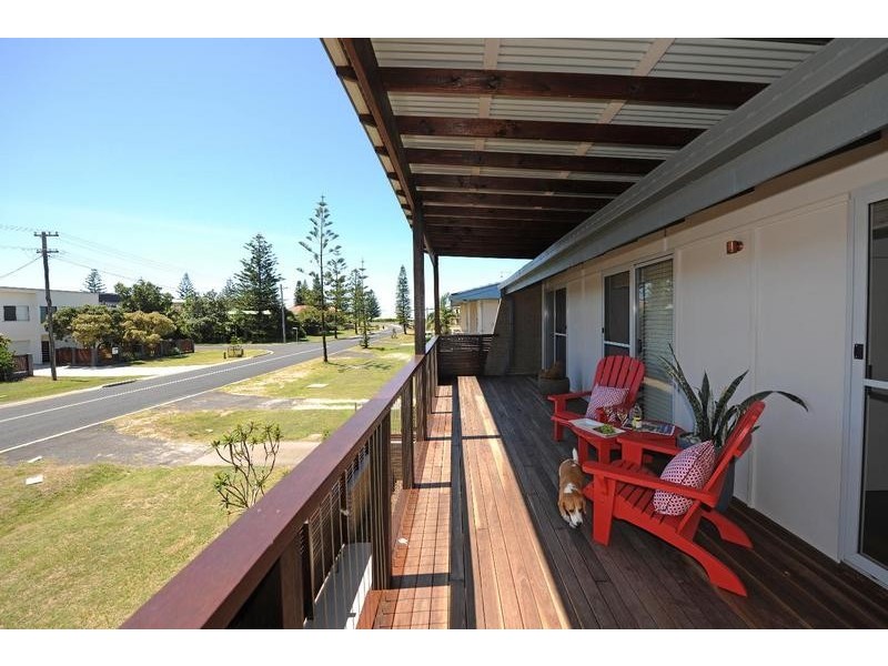 1/75 Yamba Street, Yamba NSW 2464