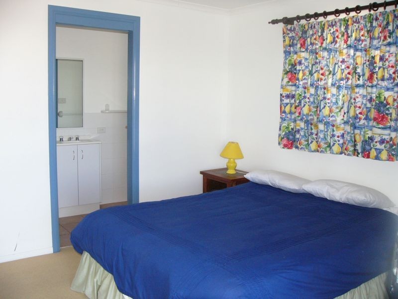 1/7 Convent Lane, Yamba NSW 2464