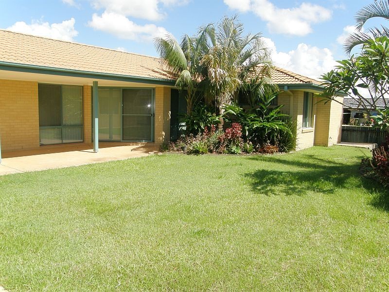 26 Harold Tory Drive, Yamba NSW 2464