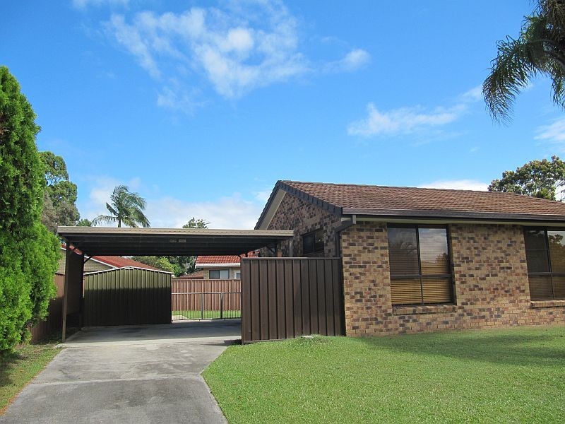 1 Melia Place, Yamba NSW 2464