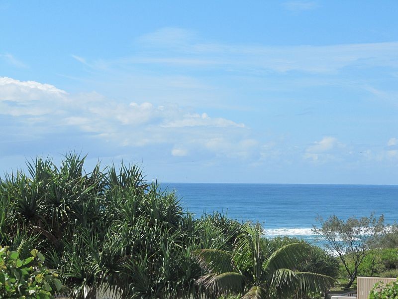 2/19-21 Pacific Parade, Yamba NSW 2464