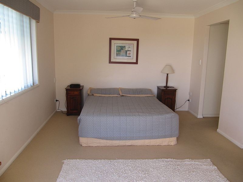 2/19-21 Pacific Parade, Yamba NSW 2464