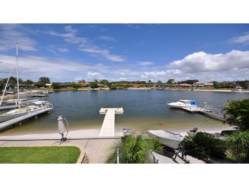 19 Binnacle Court, Yamba NSW 2464