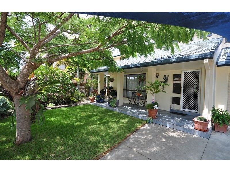 19 Binnacle Court, Yamba NSW 2464