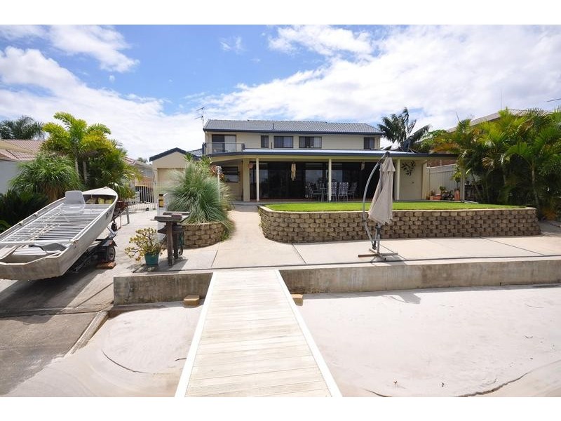 19 Binnacle Court, Yamba NSW 2464