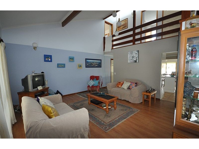 19 Binnacle Court, Yamba NSW 2464