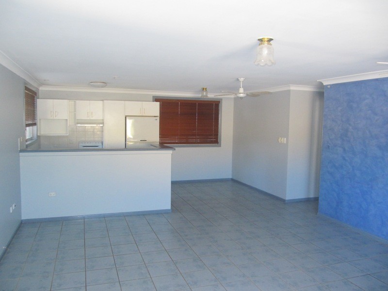 Upstairs/24 Coldstream Street, Yamba NSW 2464