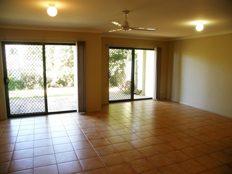 9/1-5 Beachside Way, Yamba NSW 2464