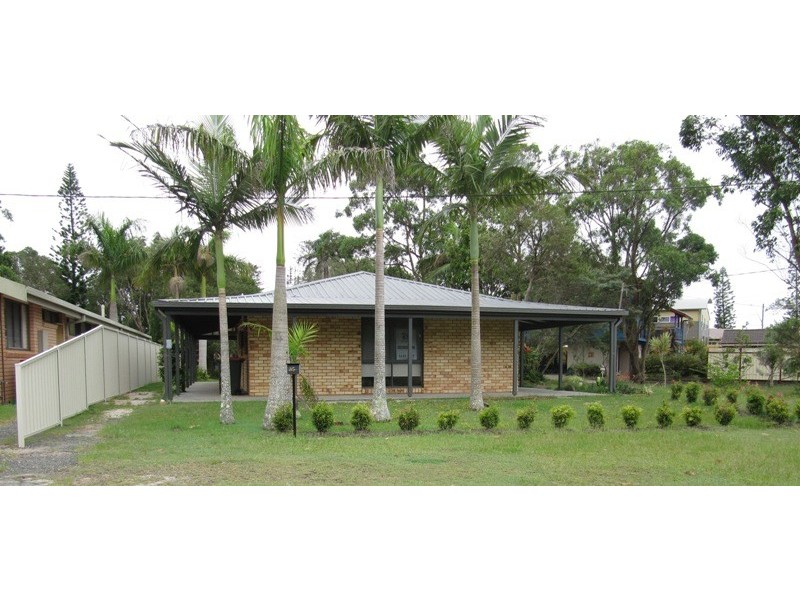 35 Coldstream Street, Yamba NSW 2464