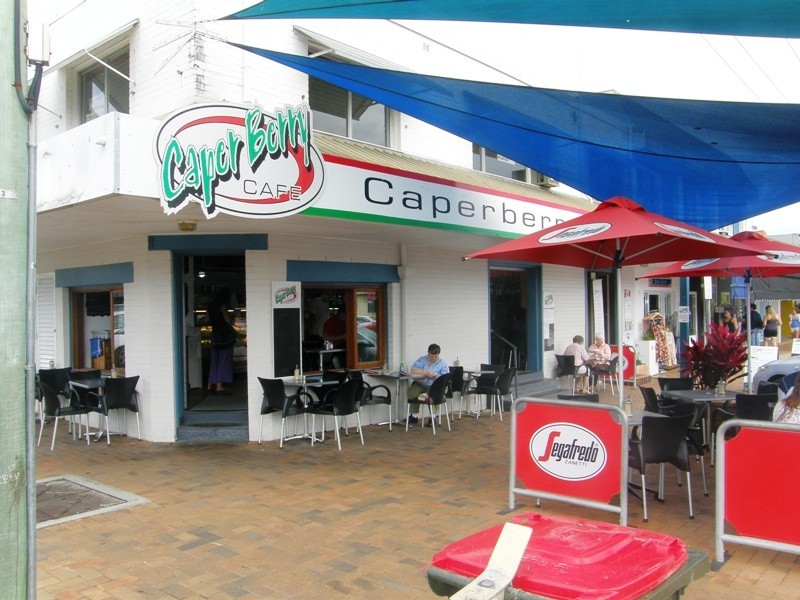 17 Yamba Street, Yamba NSW 2464