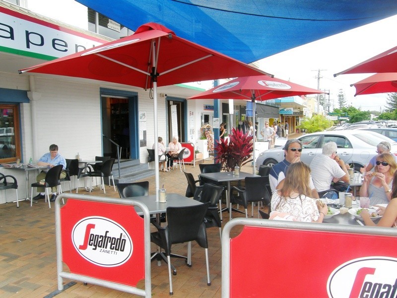 17 Yamba Street, Yamba NSW 2464