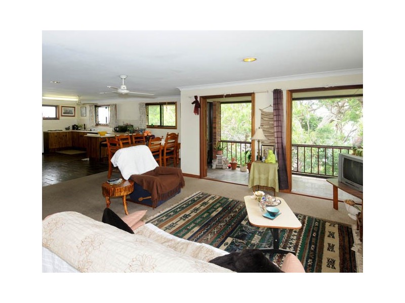 175 Lakes Boulevarde, Wooloweyah NSW 2464