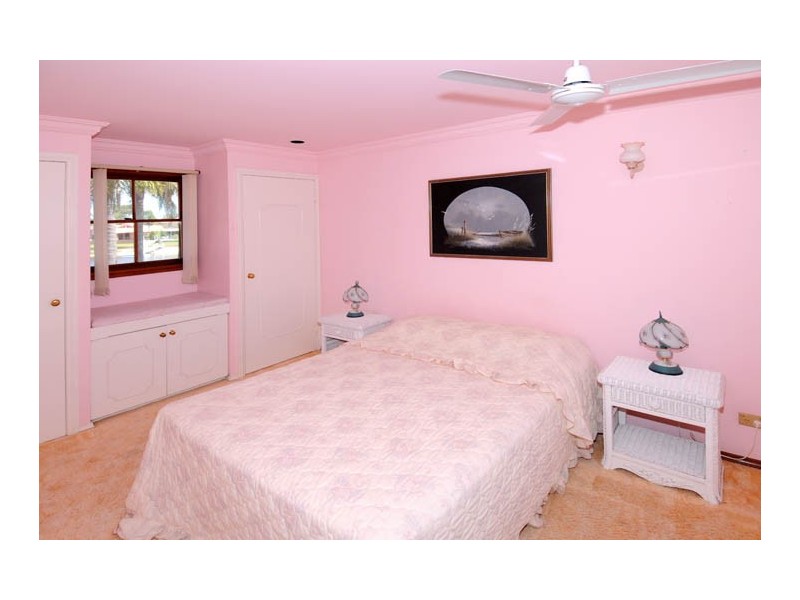 23 Binnacle Court, Yamba NSW 2464