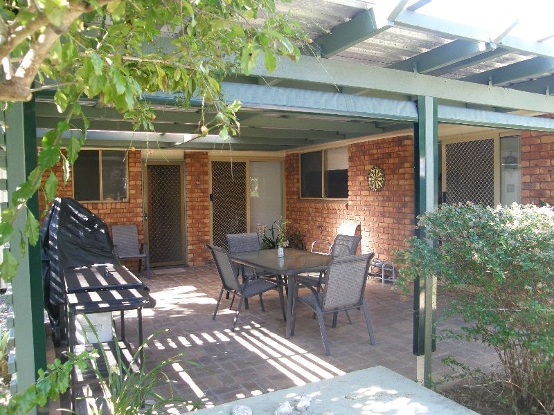 39 Shores Drive, Yamba NSW 2464