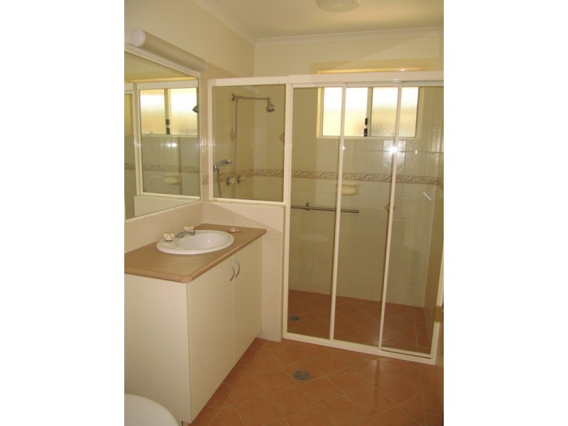 2/1 Park Avenue, Yamba NSW 2464